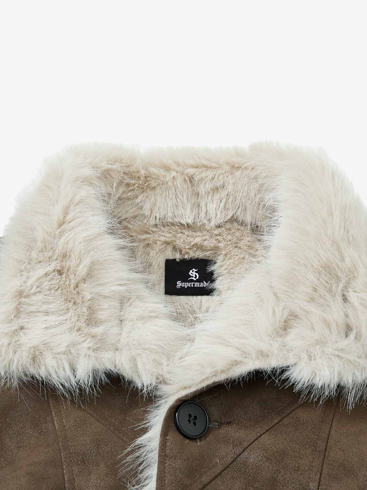 Edgy Spike-Embellished Sunglasses for Fashionistas 