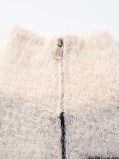 Cozy Pink Patterned Sweater for Women - Perfect for Fall and Winter Outfits 