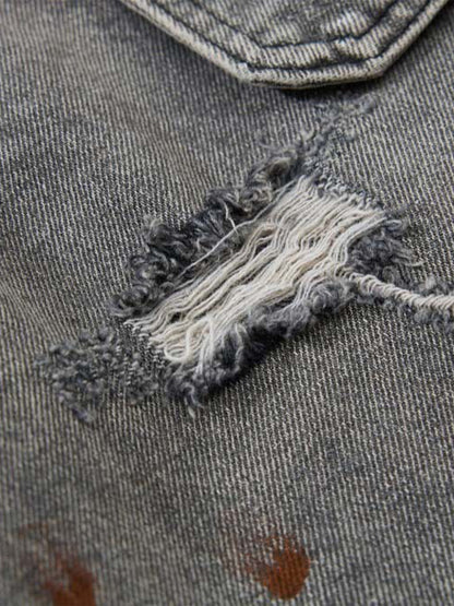 Plaid Jacket with Zipper Detail and Keychain Accessory - Perfect for Casual Outfits 