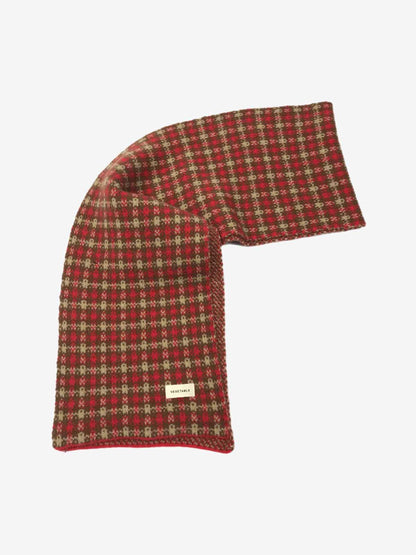 Striped Knit Scarf - Perfect for Casual and Festive Outfits 