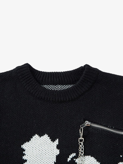 Oversized Graphic Sweater with Chain Detail - Perfect for Casual and Trendy Looks 