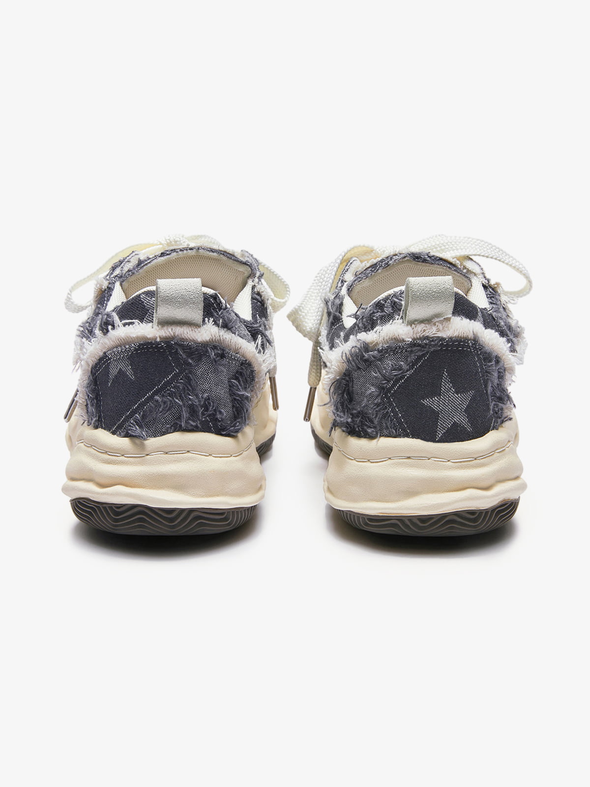 Trendy Distressed Sneakers with Star Design for Fashion Lovers 