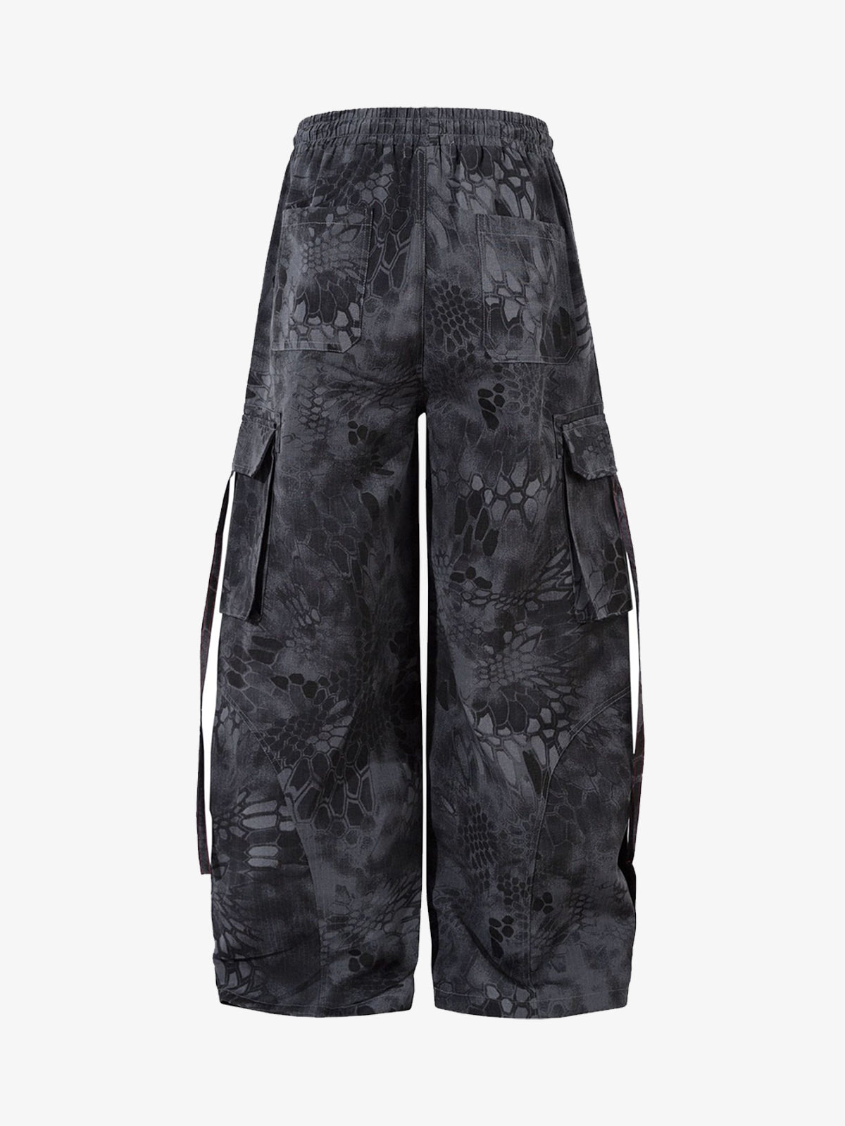 Plaid Jacket with Zipper Detail and Keychain Accessory 