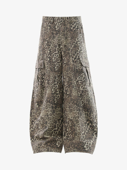 Wide-Leg Striped Trousers for Modern Elegance 