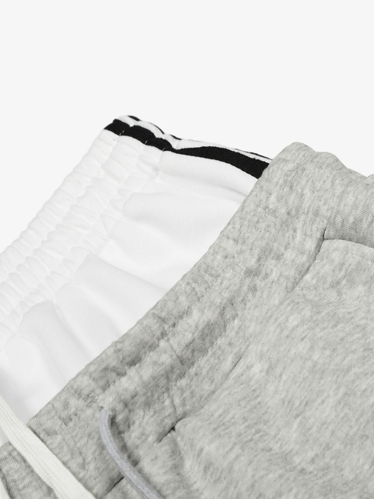 Stylish Wide-Leg Trousers with Contrast Waistband for Everyday Wear 