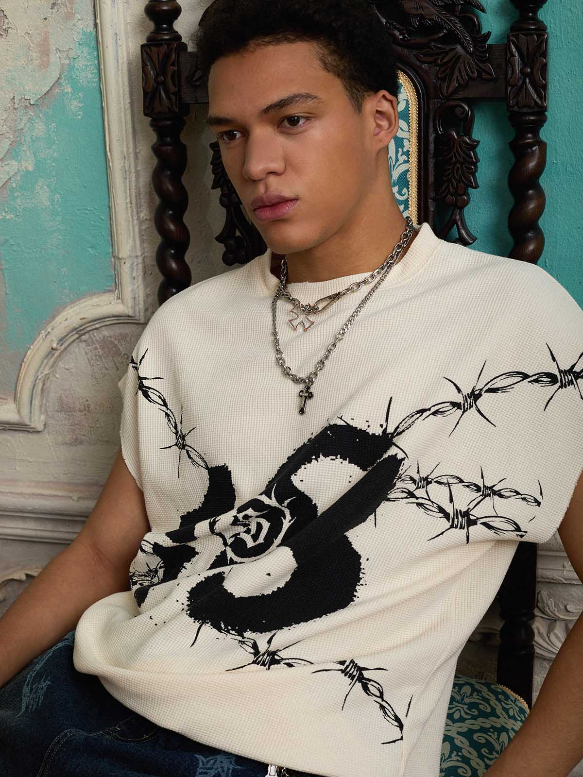 Supermade Waffle Thorn Print Sleeveless T-Shirt?