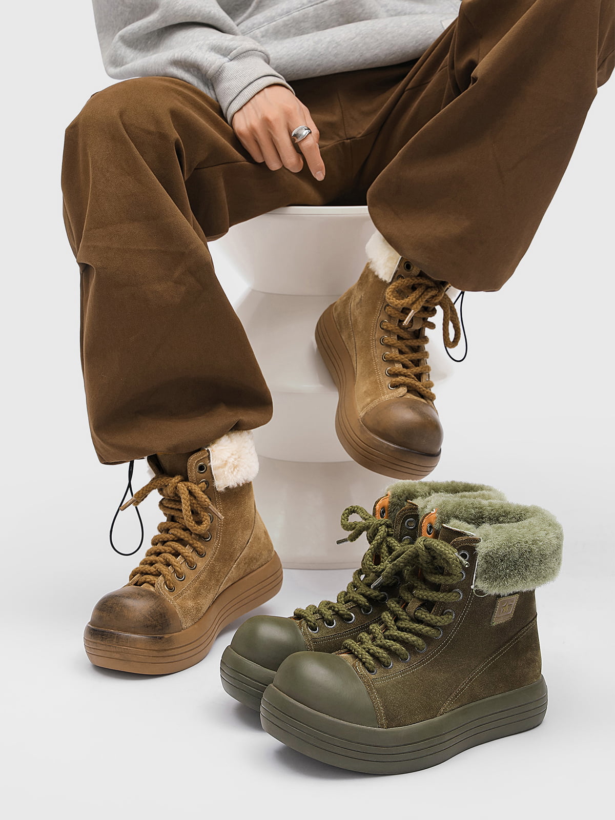 Winter Warmth High-Top Sneaker Boots with Fuzzy Collar 