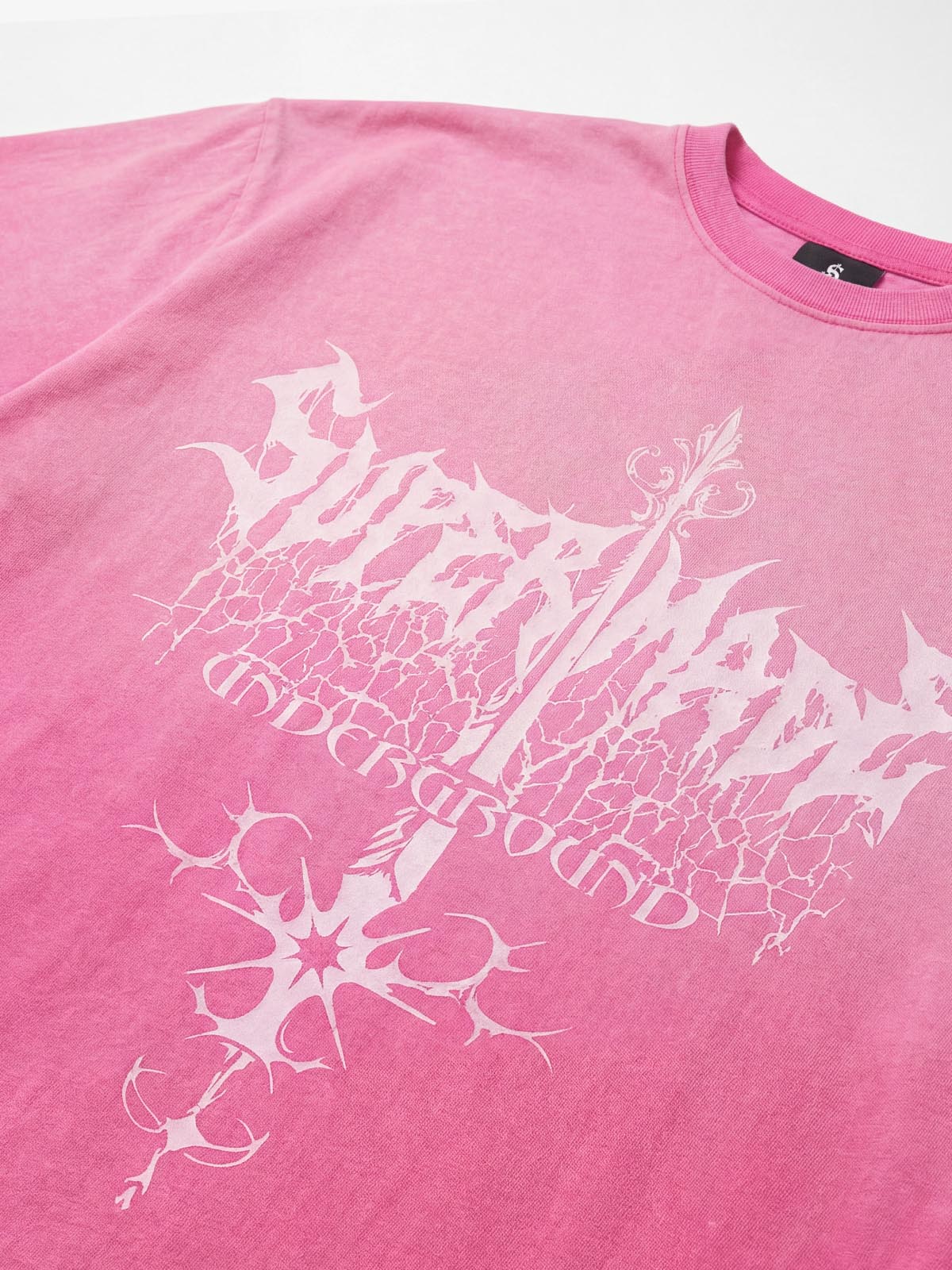 Thesupermade-Unisex Loose-fit Gradient Pink And Black Street Punk T-shirt With Gothic Pattern Print, Suitable For Street?
