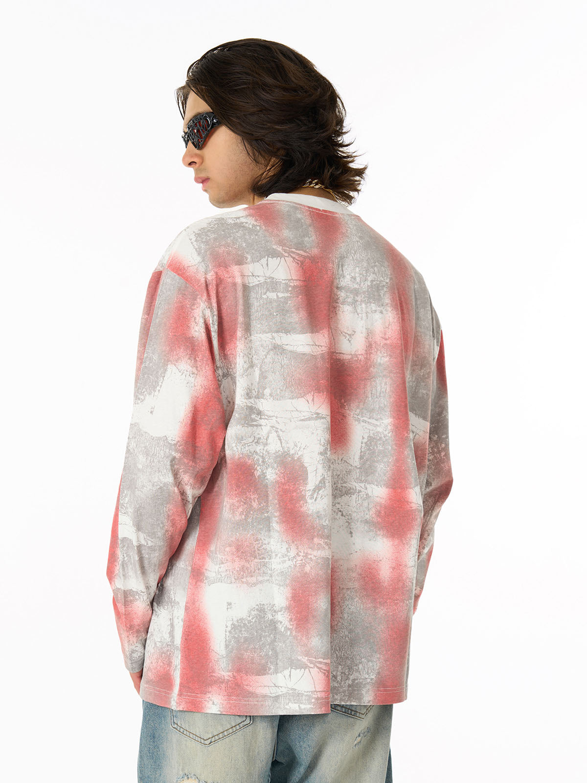 Tie-Dye Long Sleeve Tee for Trendy Streetwear Enthusiasts 