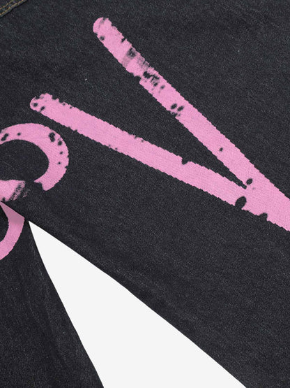 Stylish Wide-Leg Denim Shorts with Bold Pink Graffiti Design for Summer 