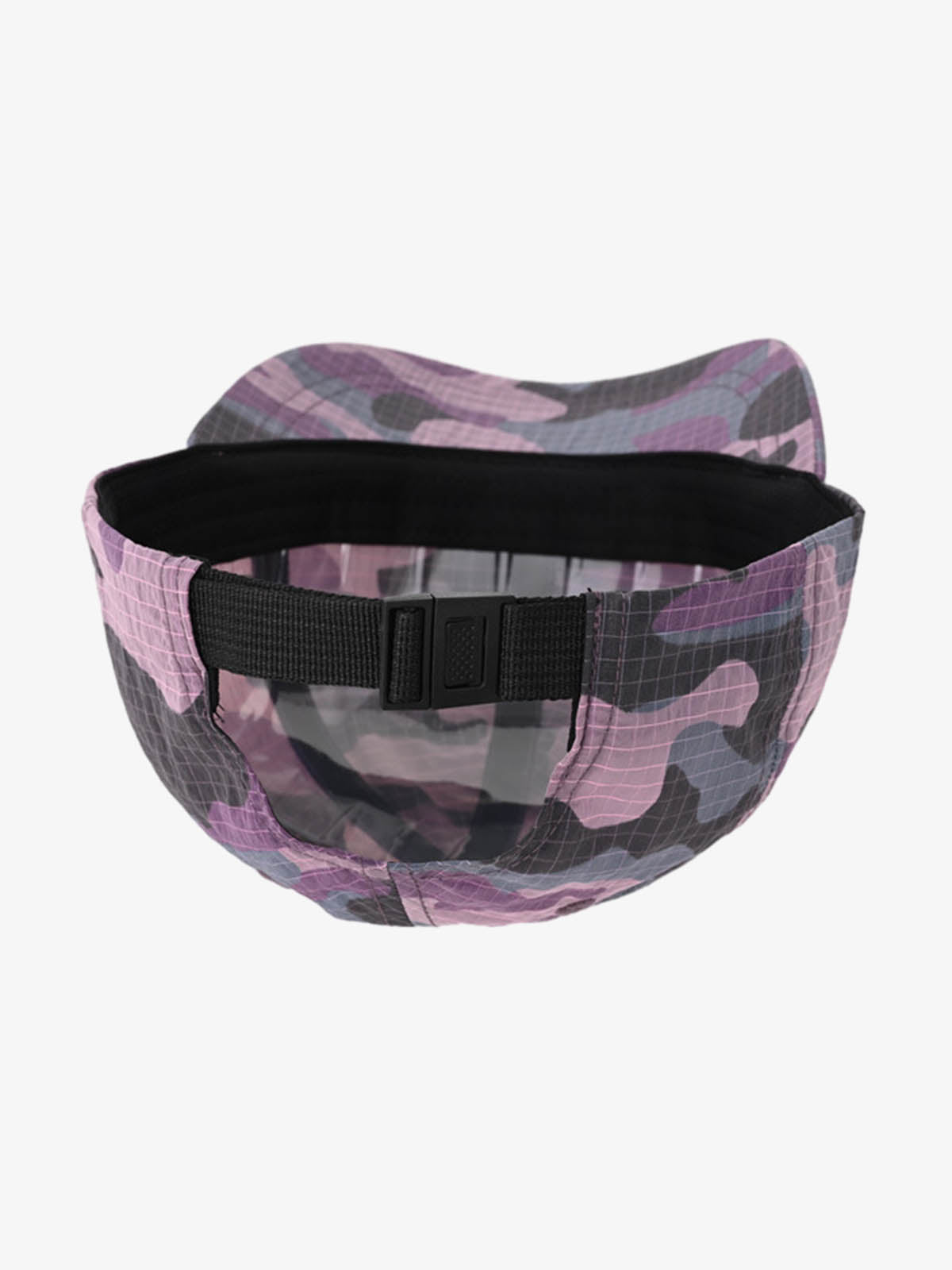 Edgy Spike-Embellished Sunglasses for Bold Fashionistas 