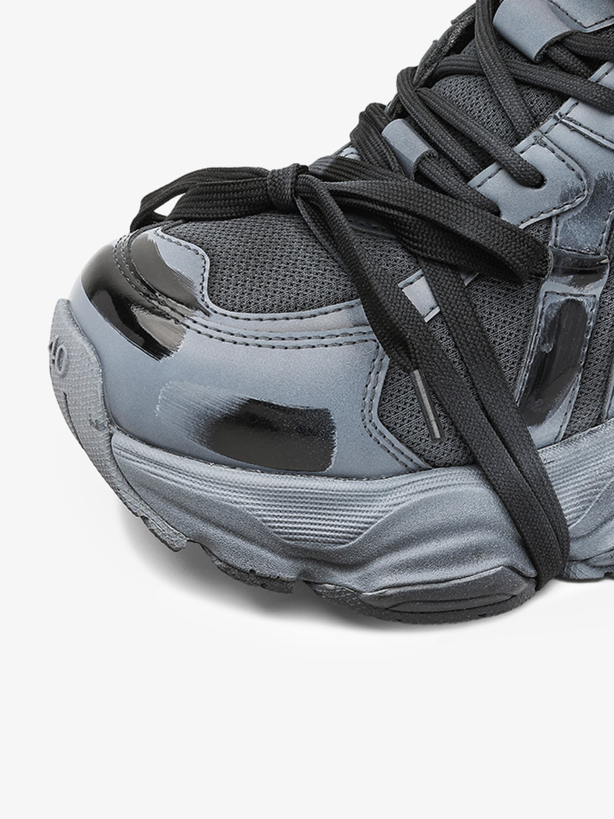 Leopard Print Sneakers for Women - Trendy and Comfortable Athletic Shoes 