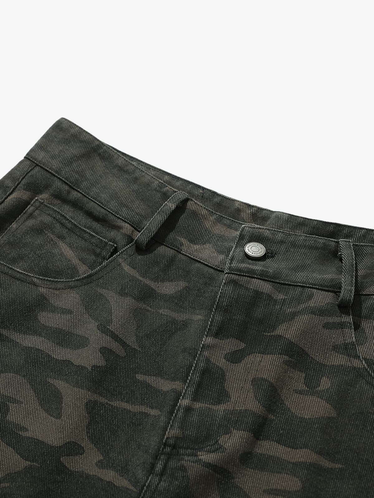 Wide-Leg Striped Trousers for Modern Elegance 