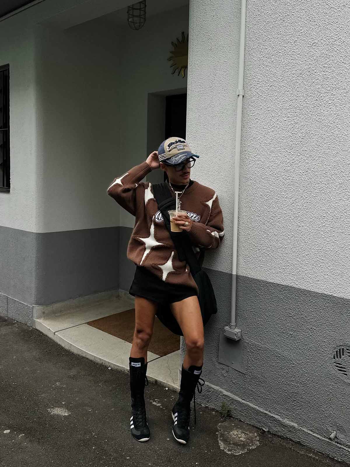 Thesupermade Maillard Star Tassel Ripped Sweater - 1909 