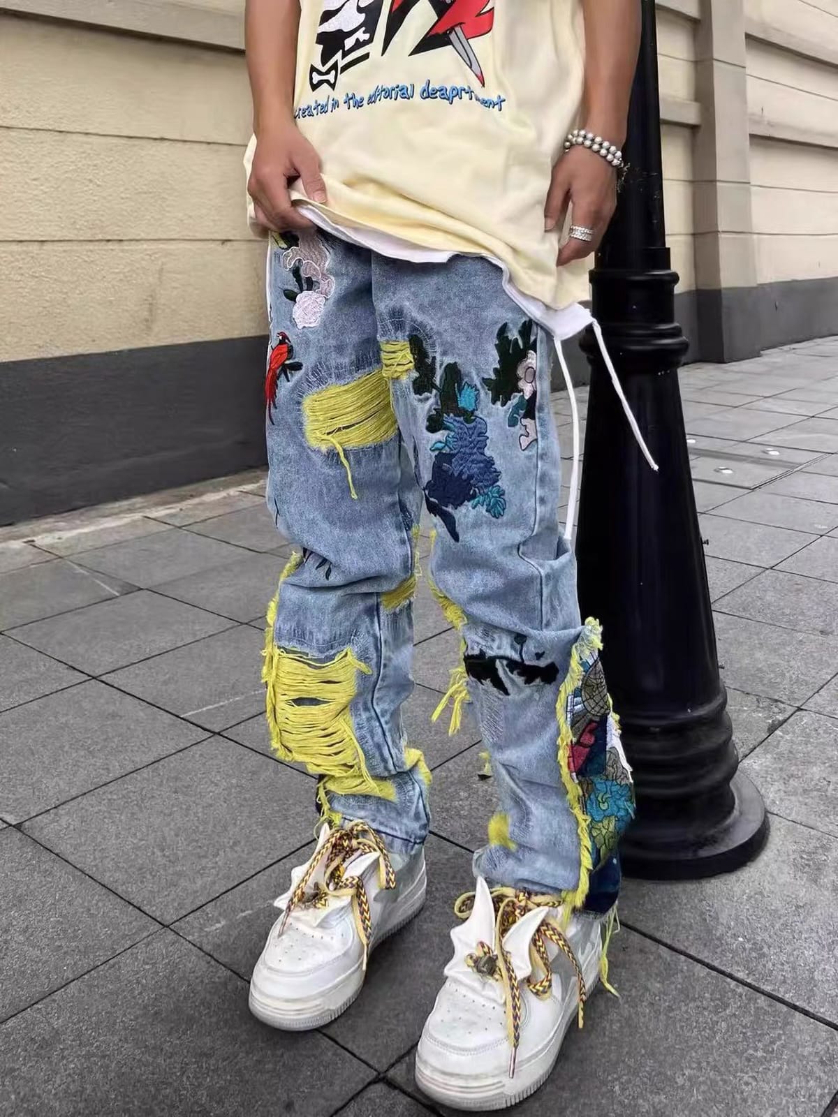 Thesupermade Plum Embroidery Jeans - 1618 