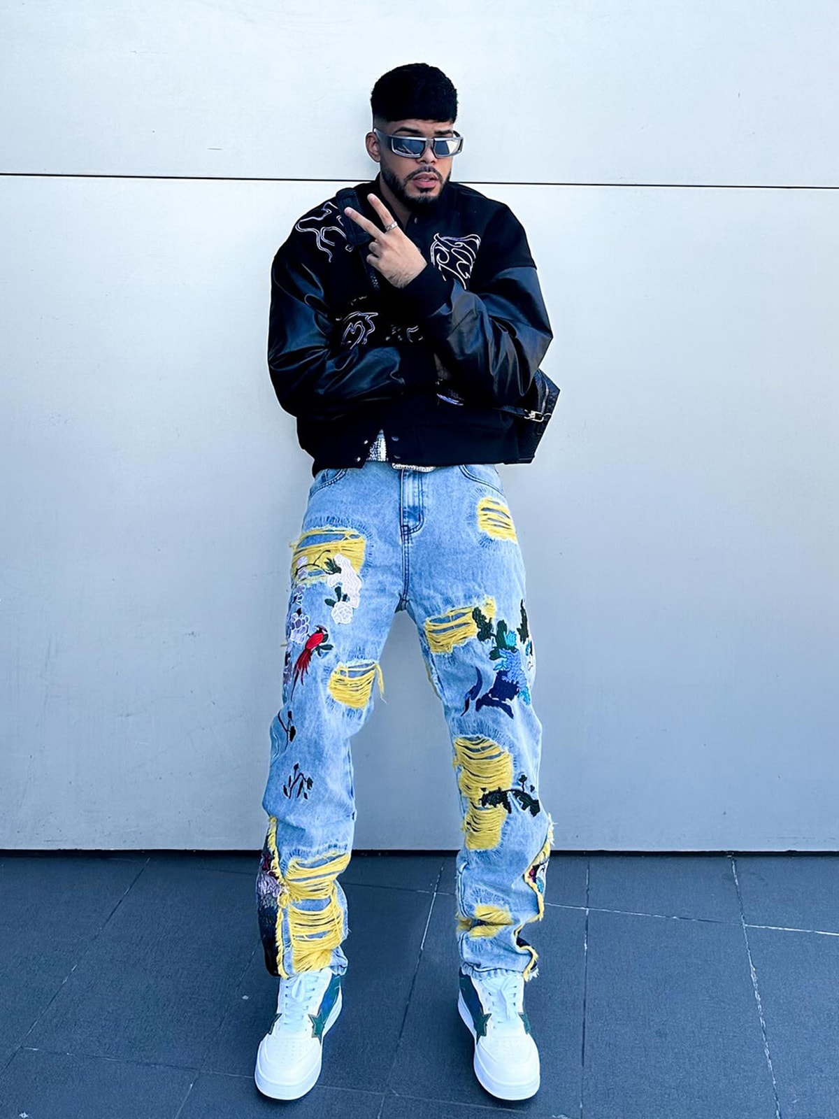 Thesupermade Plum Embroidery Jeans - 1618 