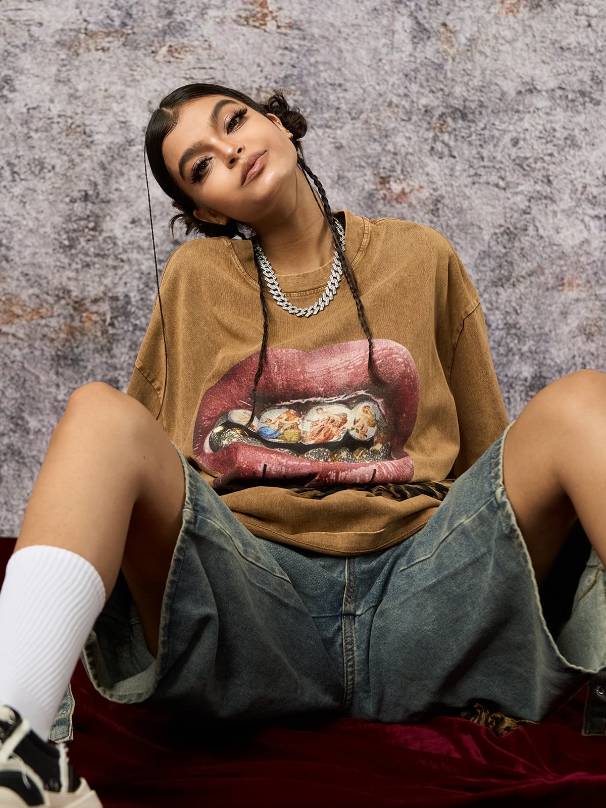 Artistic Lips Graphic T-Shirt 