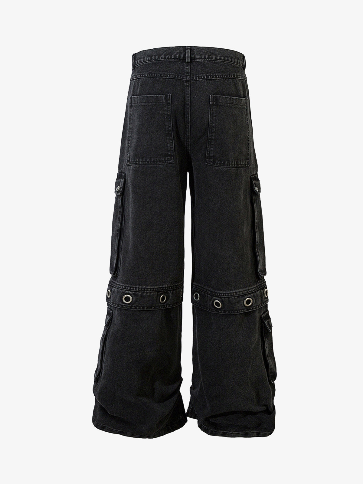 Grommet Design Multi-Pocket Cargo Jeans 