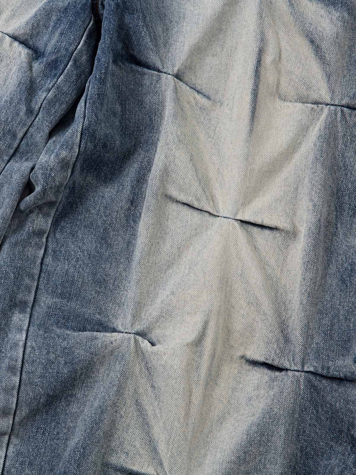 Distressed Washed Pleated Jeans 
