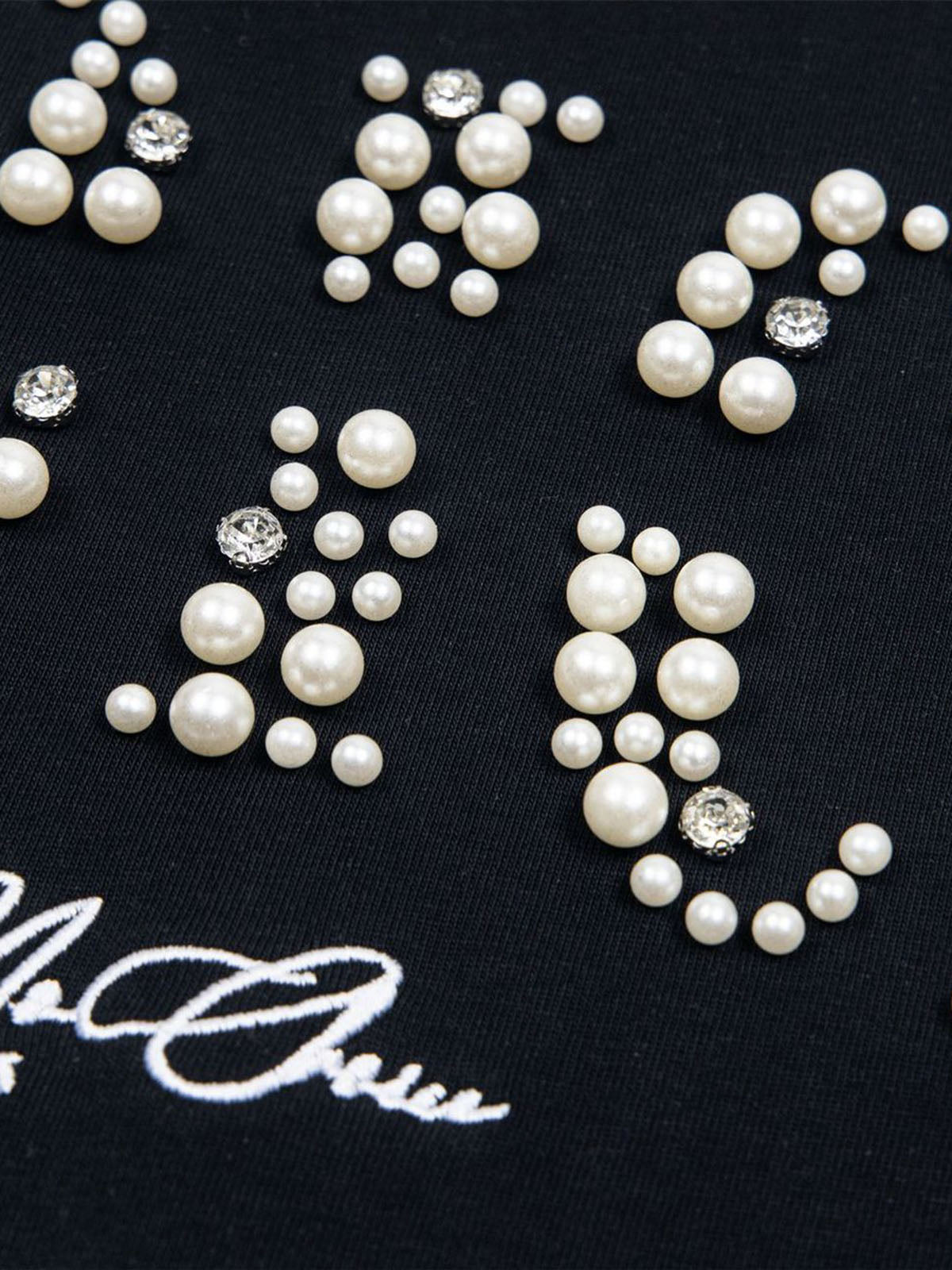 Elegant Pearl-Embellished Oversized T-Shirt 