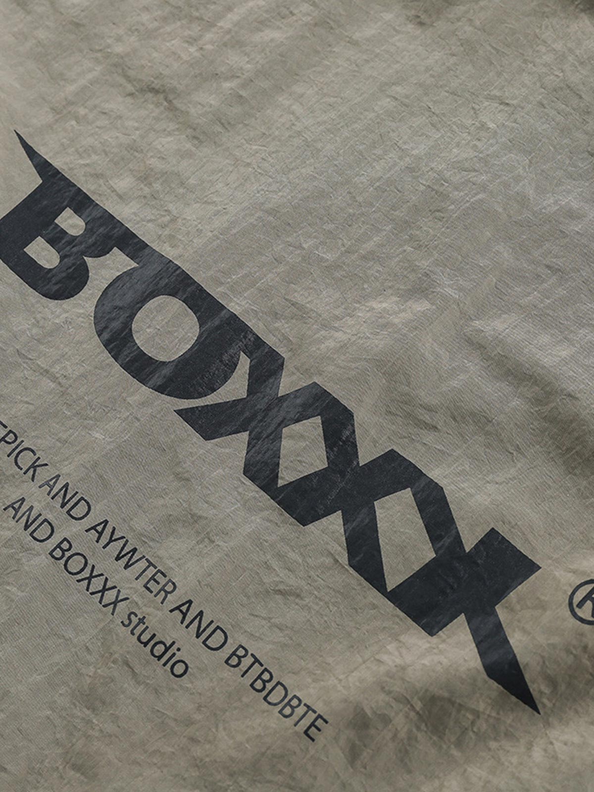 Sporty Outdoor Long-Sleeve T-Shirt 