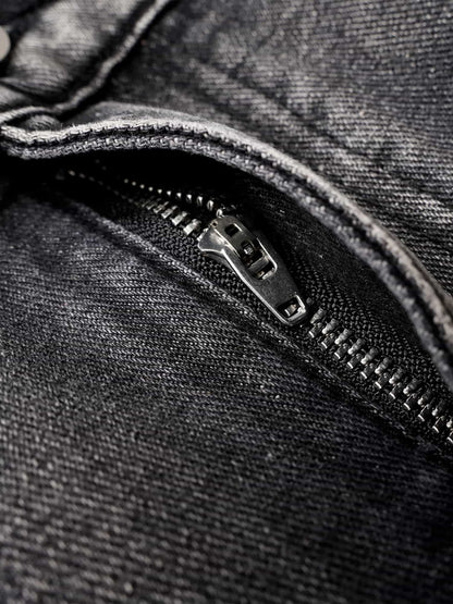 Washed Distressed Pleated Cargo Jeans 