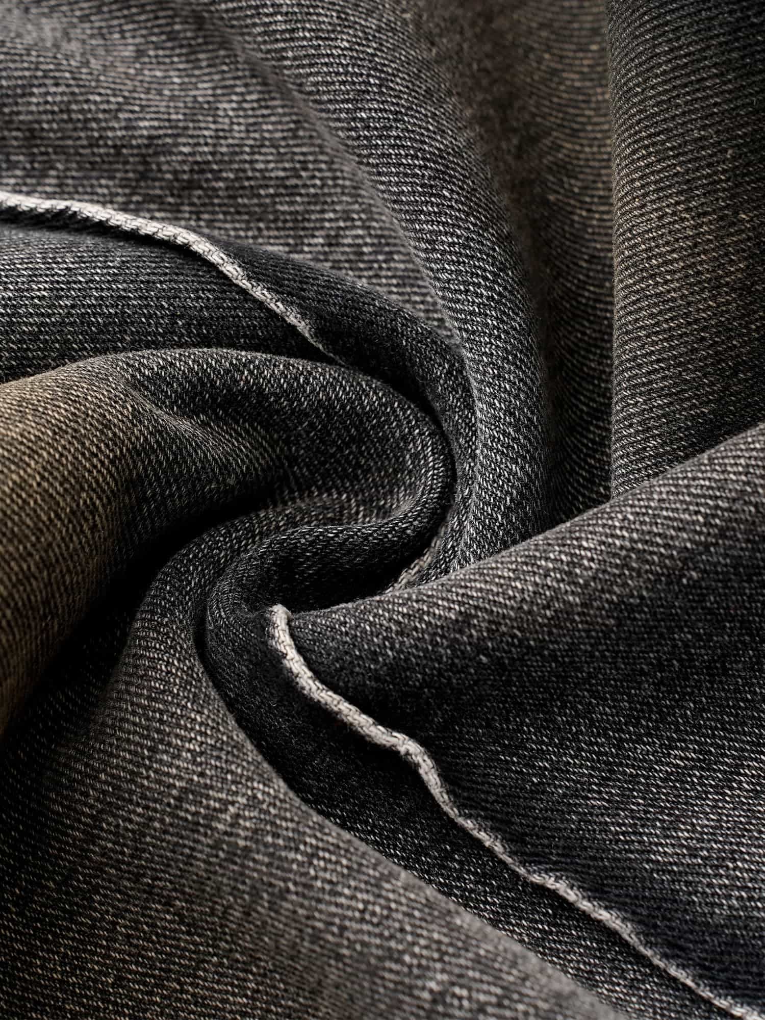 Washed Distressed Pleated Cargo Jeans 