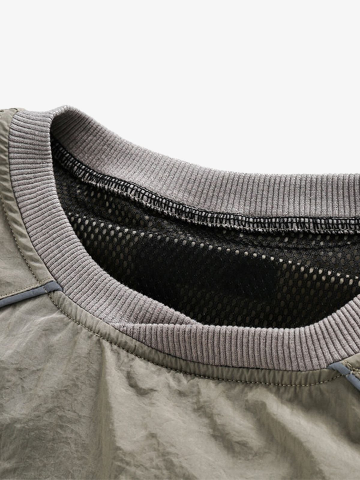 Sporty Outdoor Long-Sleeve T-Shirt 