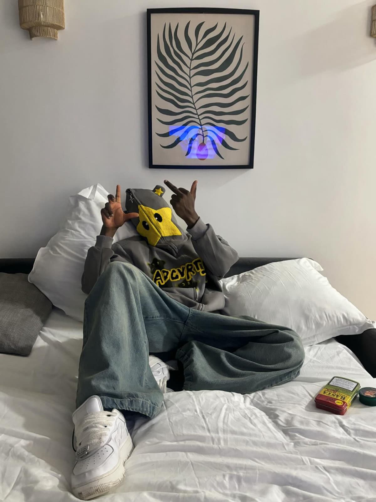 Thesupermade Star Embroidered Hooded Sweatshirt - 1843 